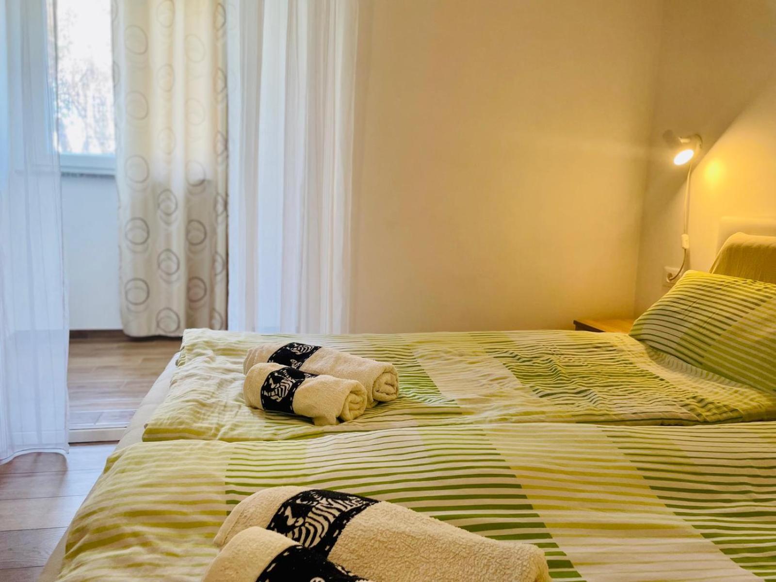 Boutique Apartment With Private Pool For Your Exclusive Use Новиград Экстерьер фото